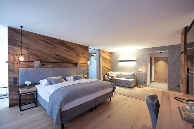 Bedroom 9