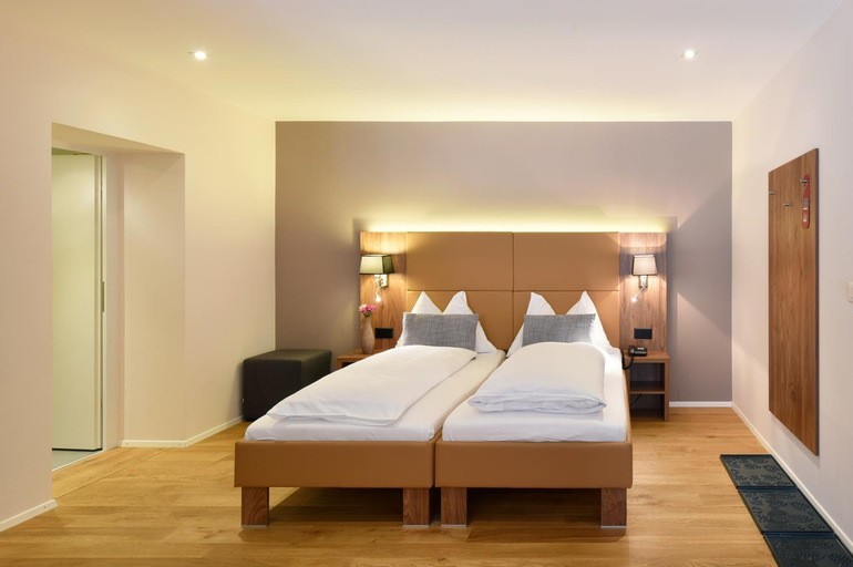 Bedroom 14