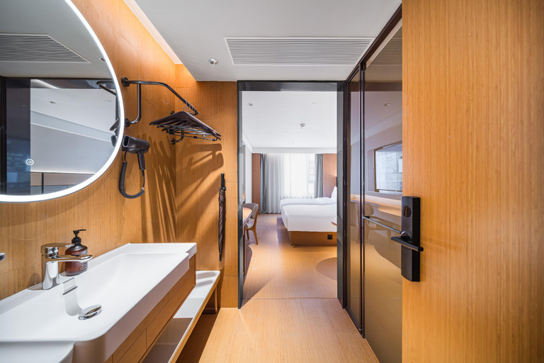 Bathroom 3, Ji Hotel Wuhan Hankou Railway Station Changqing Road, Wuhan