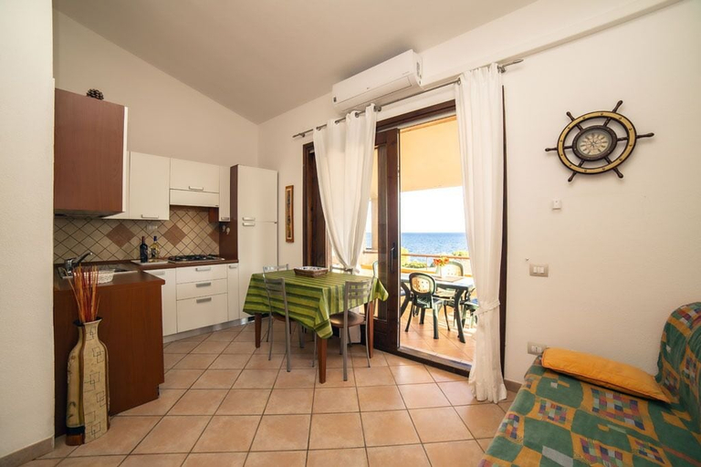 Others 5, Trilocale Apartments Seaside, Cagliari