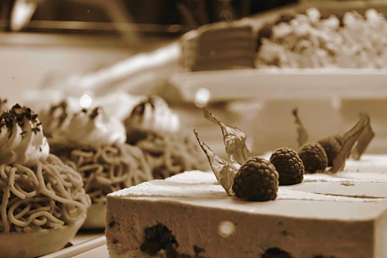 Food & Drinks 5, Schnider Bed&Breakfast & Café, Surselva