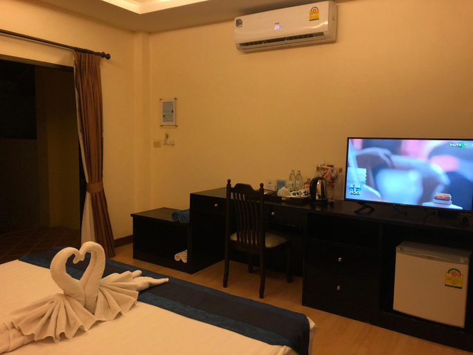 Bedroom 8