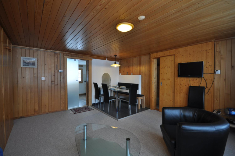 Others 4, Chalet Bim Chilchli, Interlaken