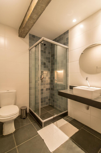 Bathroom 2, Casa Do Gato Cinzento, Rio de Janeiro