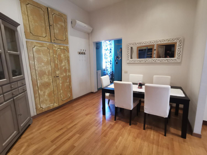 Dining Room 12