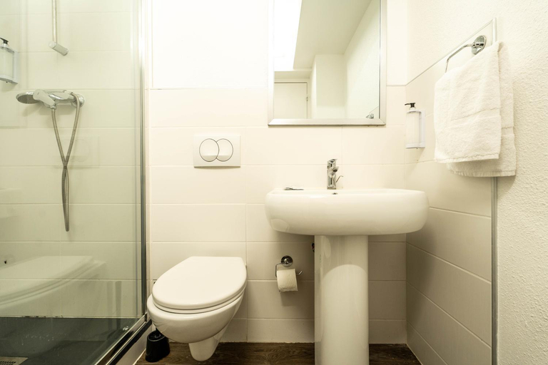 Bathroom 4, My KB Hotel Montelimar, Drôme