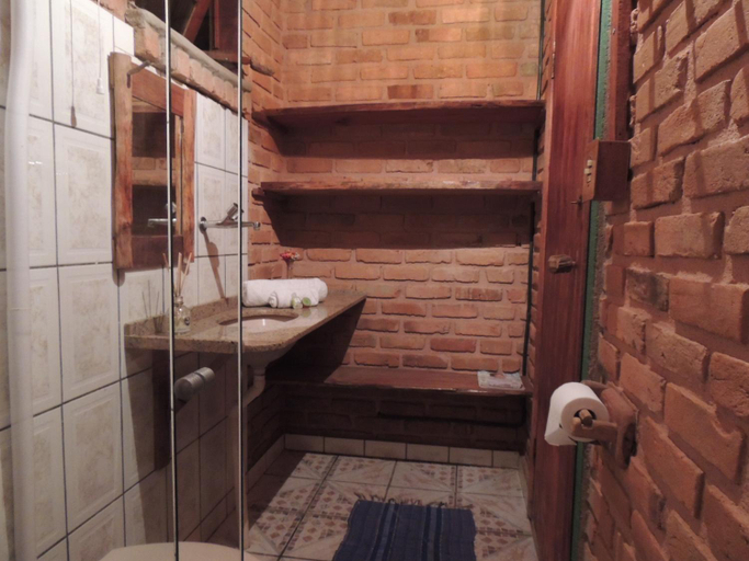 Bathroom, Reserva Canto da Vida Chales e Camping, Lima Duarte