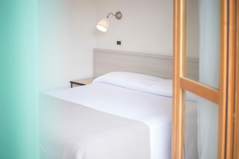 Bedroom 2, Residence Hotel Villa Mare, Livorno