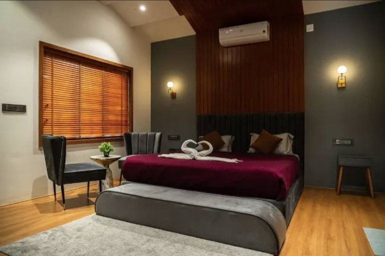 Bedroom 2, The Infinity Villa, Kodagu