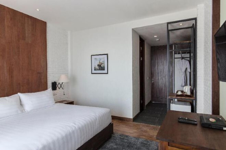 Bedroom 18