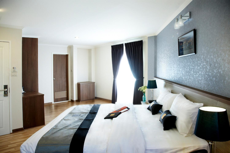 Bedroom 6