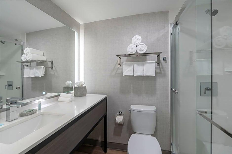 Bathroom, Towneplace Suites by Marriott Framingham, Middlesex