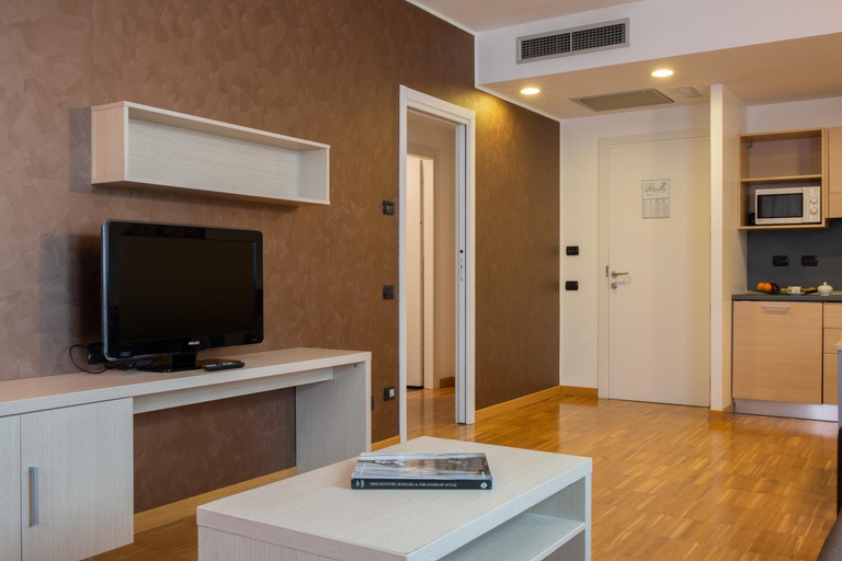 Dining Room 14