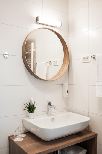 Others 4, B&B Pod vrbo, Ljubljana