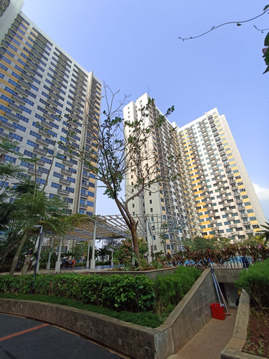 Peacefully Studio The Springlake Apartment, Bekasi