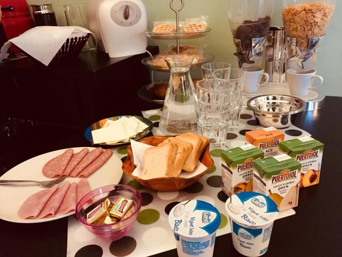 Food & Drinks, B&B Alexander, Rome