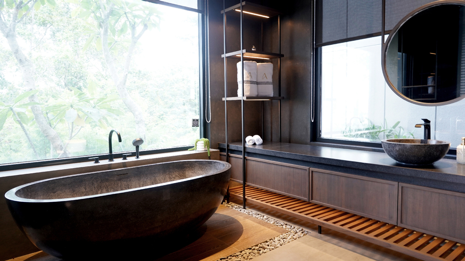 Bathroom 20
