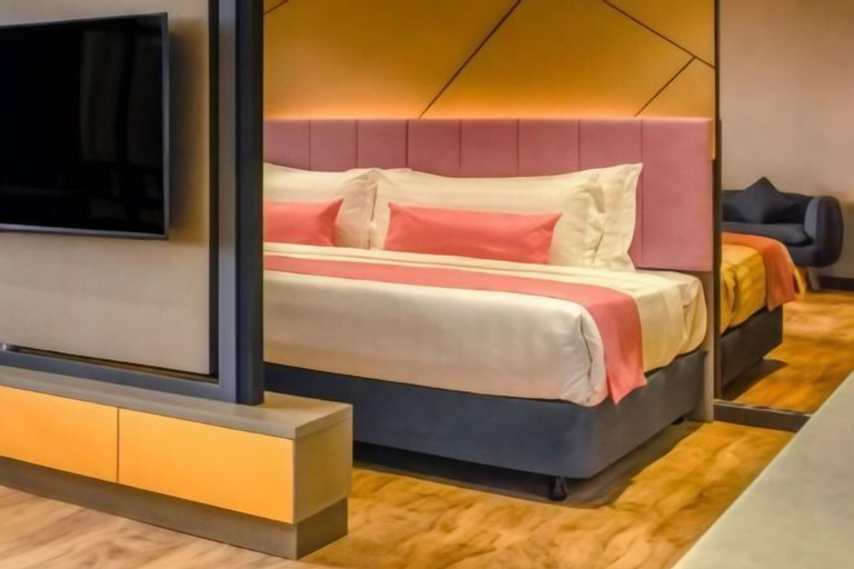Bedroom 8
