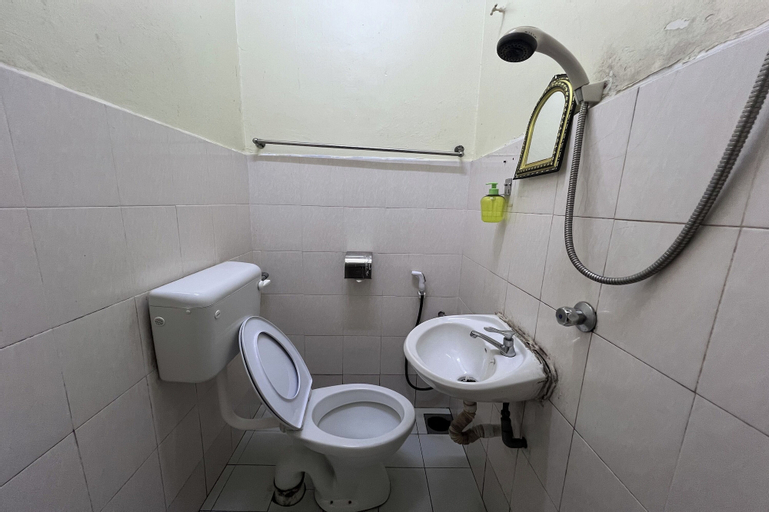 Bathroom 5