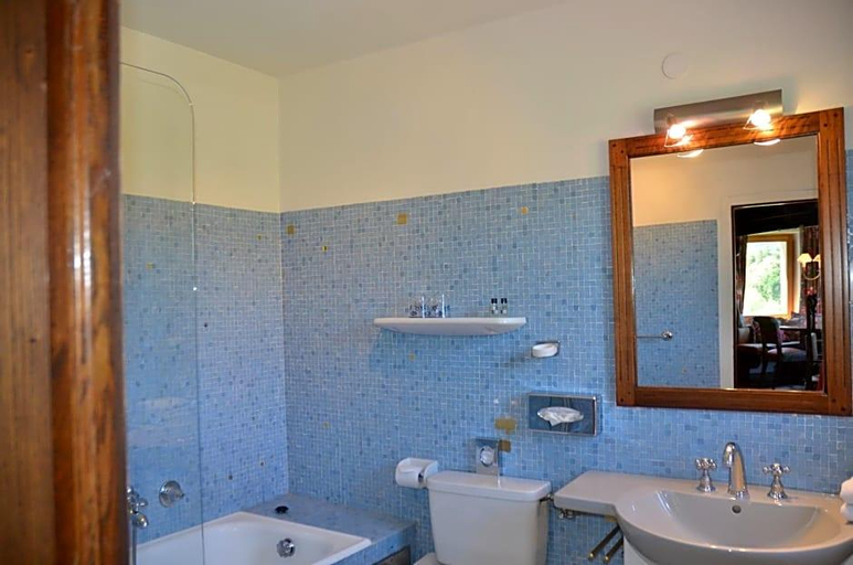 Bathroom 5, Schloss Munichau, Kitzbühel