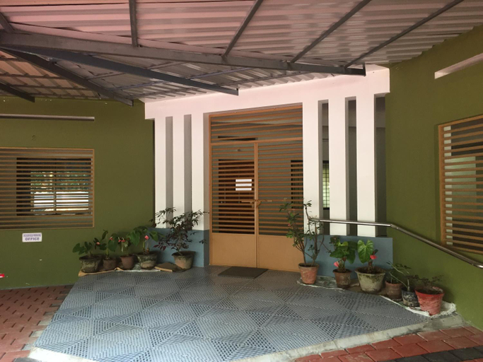 Others 2, Airavatham Apartments, Thrissur