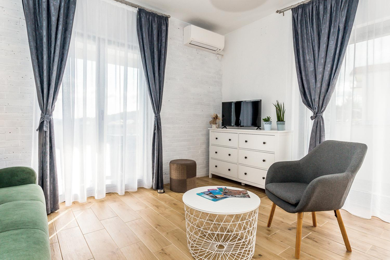 Others 5, Apartments Tanya, Bilice