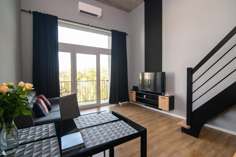 Others 3, Studia przy lotnisku od WroclawApartament-pl, Środa Śląska