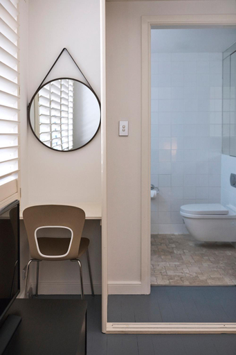 Bathroom 7