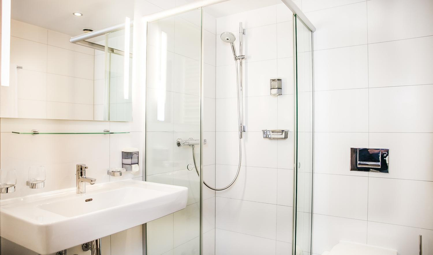 Bathroom 3, City Hotel Heilbronn, Heilbronn