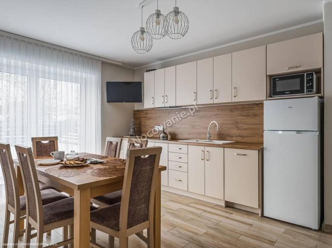 Others 5, Apartamenty Nad Rzeka z balia, Nowy Targ