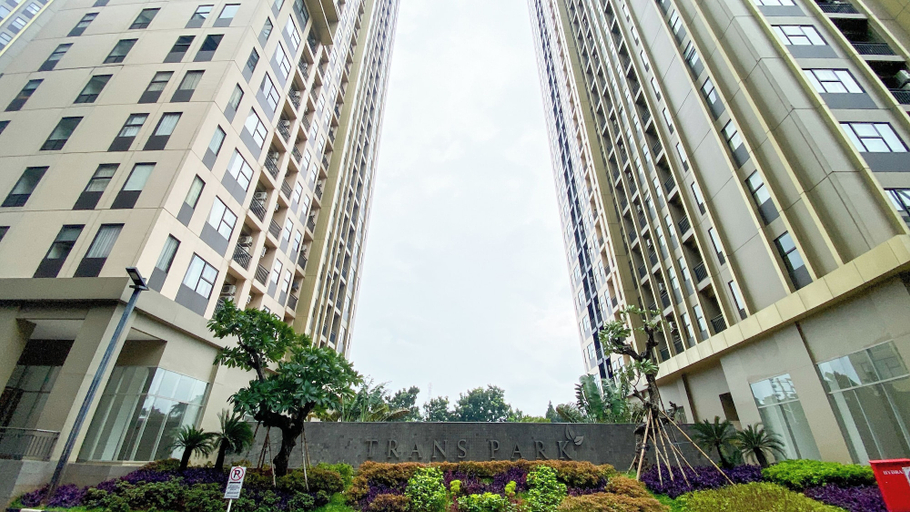 Exterior & Views, Best Value Studio Room Transpark Cibubur Apartment, Depok