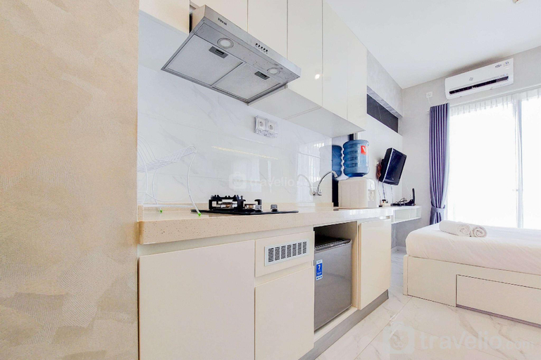 Others 5, Simply & Restful Studio Sky House BSD By Travelio, South Tangerang