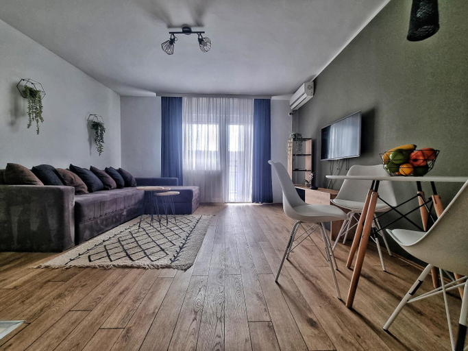 Others 2, Hostel S, Novi Sad