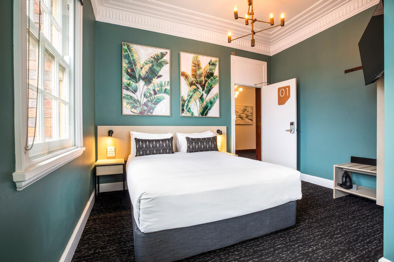 Bedroom 8