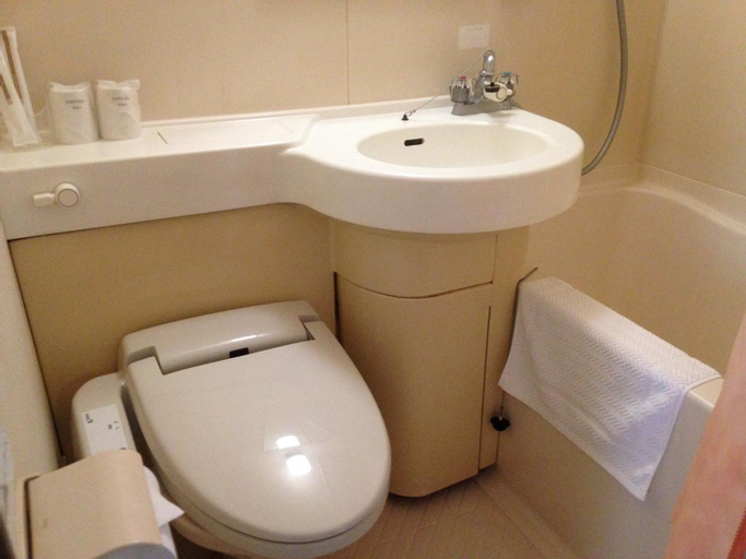 Bathroom 1