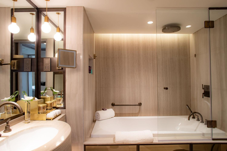 Bathroom 7