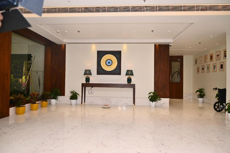 Public Area 4, The Lalita Grand, Mathura