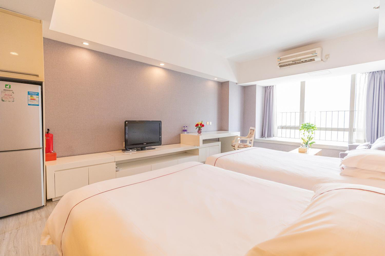 Bedroom 12