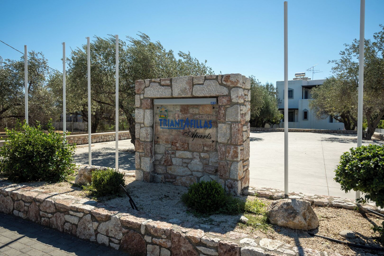 Exterior & Views 2, Triantafillas Suites, South Aegean