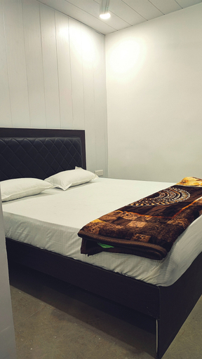 Bedroom 2, taj plaza paying guest house, Varanasi