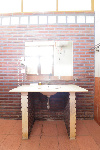 Bathroom 4, Nirwana Lembang, Bandung