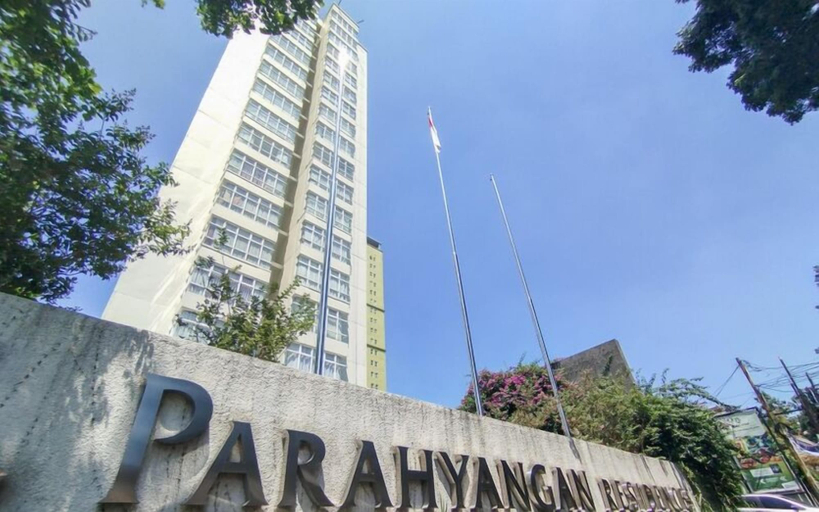 Exterior & Views 2, Tranquil Abode 1Br Apartment At Parahyangan Residence, Bandung