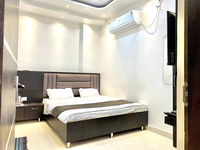 Bedroom 3, Butterfly Inn, Varanasi