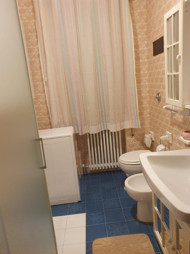 Bathroom, Casa Antonietta di Filippo, Treviso