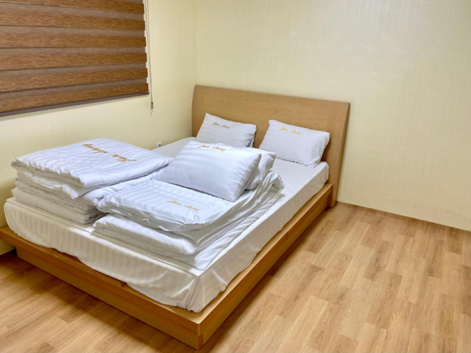 Bedroom 3, Gurye Junseong Resort, Gurye