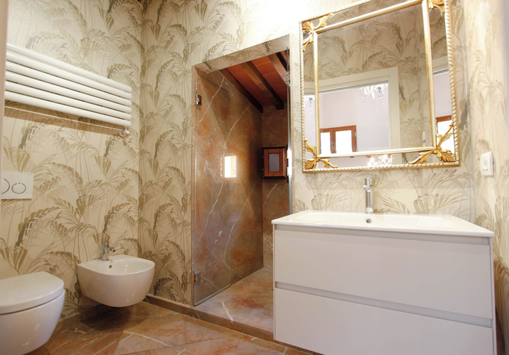 Bathroom 3, Santa Croce Deluxe Suite, Florence