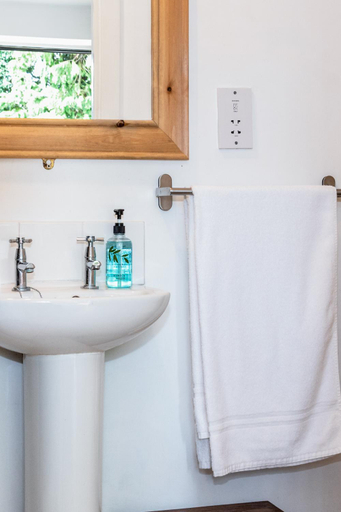 Bathroom 3, The Dukes, Central Bedfordshire
