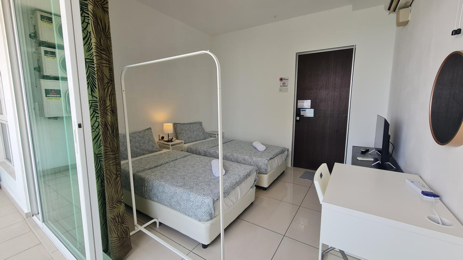 Rooms at Mansion One, Shared Apartment Only, Penang Island