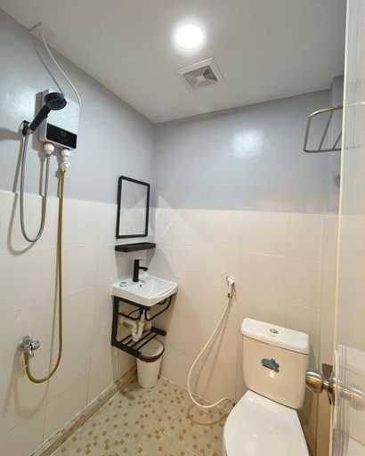 Bathroom 4