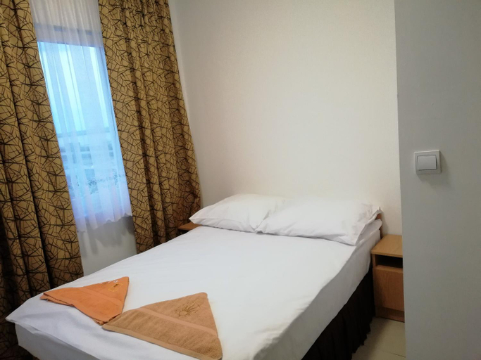 Bedroom 3, Hostel Wolka Kosowska z prywatnymi lazienkami, Piaseczno